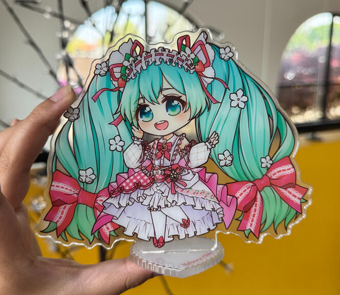 Strawberry Miku Large Standee